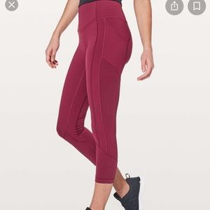 Lulu All the right places crop 23”